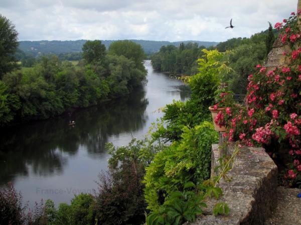 Grande Girondine Aux Portes Du Perigord Bonneville-et-Saint-Avit-de-Fumadières Esterno foto